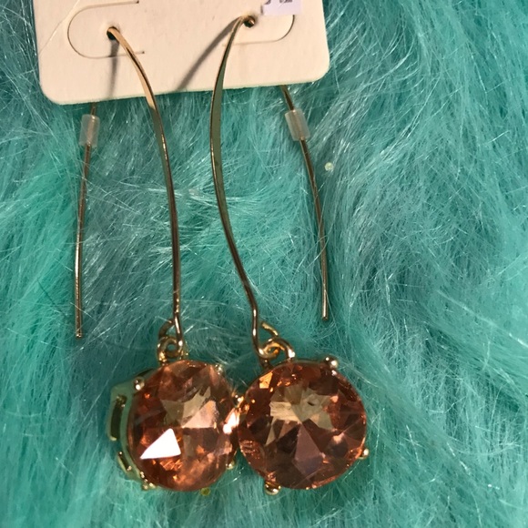 Jewelry - ❗️❗️”NEW”❗️❗️❗️Earrings